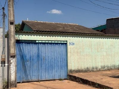 Casa, 2 quartos, 300 m² - Foto 1