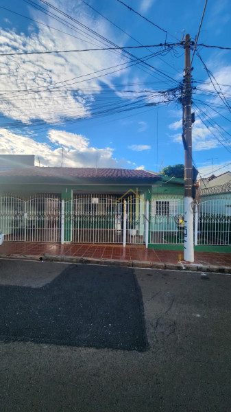 Casa, 3 quartos, 379 m² - Foto 1