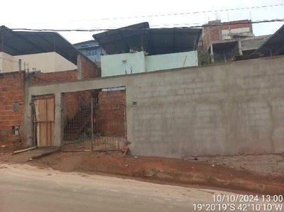 Casa, 2 quartos, 249 m² - Foto 1