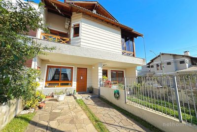 Casa, 3 quartos, 151 m² - Foto 1