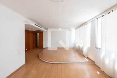 Apartamento, 3 quartos, 145 m² - Foto 2