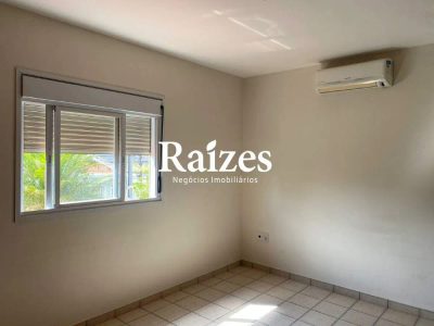 Casa, 5 quartos, 273 m² - Foto 1