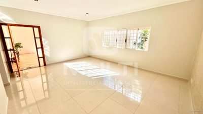 Casa, 4 quartos, 220 m² - Foto 3