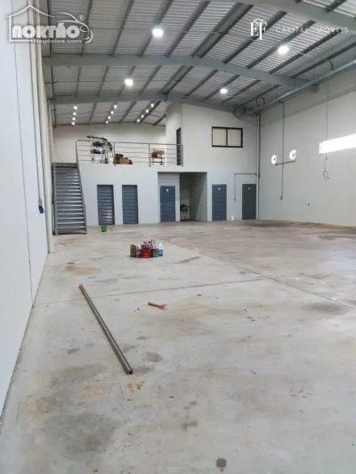 Casa, 385 m² - Foto 2