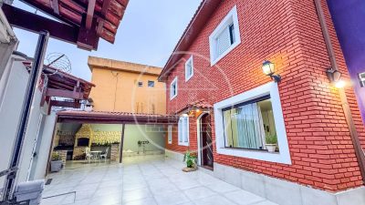 Sobrado, 4 quartos, 190 m² - Foto 1