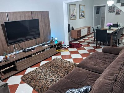 Casa, 3 quartos, 230 m² - Foto 1