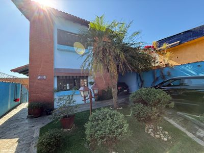 Sobrado, 4 quartos, 320 m² - Foto 2