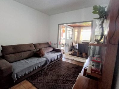 Casa, 3 quartos, 176 m² - Foto 1