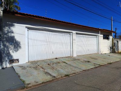 Prédio Inteiro - Foto 1