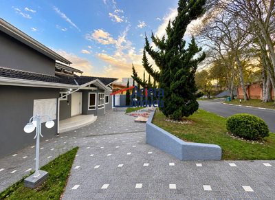 Casa, 3 quartos, 208 m² - Foto 4