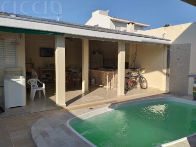Casa, 3 quartos, 265 m² - Foto 3