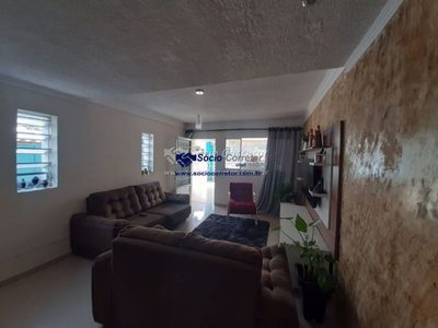 Sobrado, 3 quartos, 250 m² - Foto 4