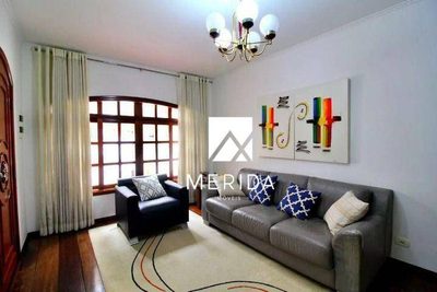 Sobrado, 4 quartos, 221 m² - Foto 1