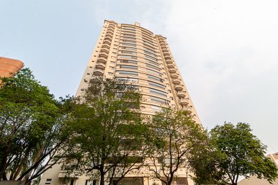 Apartamento, 3 quartos, 142 m² - Foto 1
