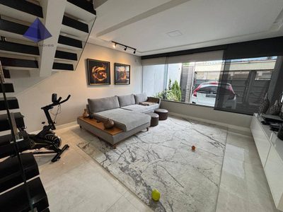 Sobrado, 3 quartos, 183 m² - Foto 1