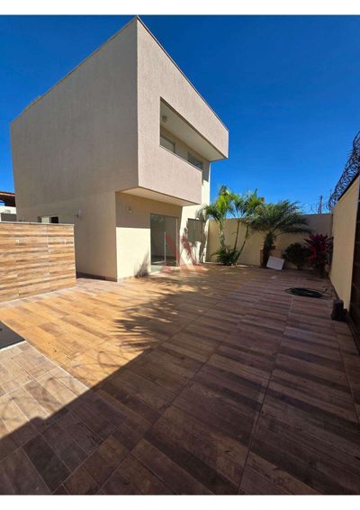 Casa, 3 quartos, 105 m² - Foto 1