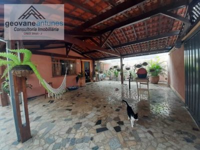 Casa, 3 quartos, 204 m² - Foto 1