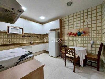 Apartamento, 3 quartos, 140 m² - Foto 4