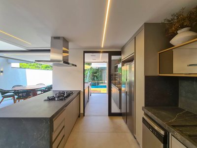Casa, 5 quartos, 409 m² - Foto 4