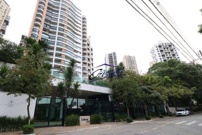 Apartamento, 4 quartos, 191 m² - Foto 2