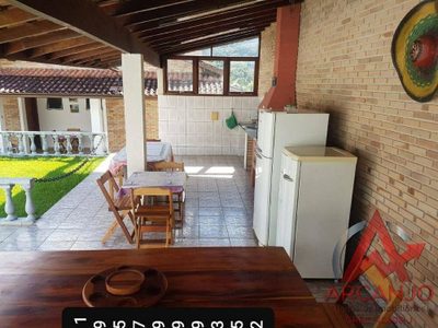Casa, 6 quartos, 190 m² - Foto 2