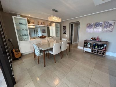 Apartamento, 4 quartos, 209 m² - Foto 4