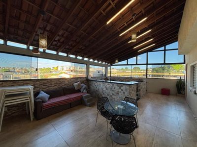 Sobrado, 3 quartos, 276 m² - Foto 1