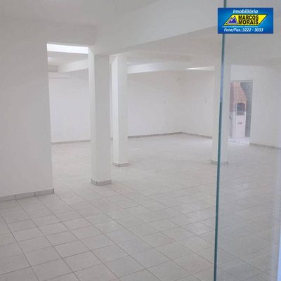Casa, 3 quartos, 340 m² - Foto 3