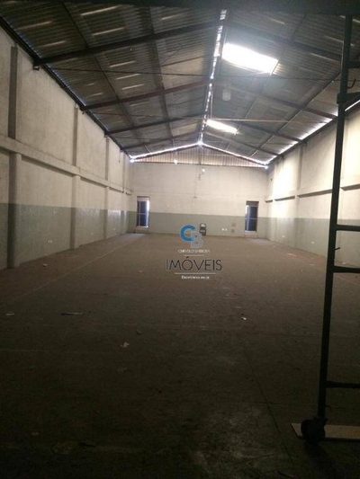 Depósito-Galpão, 1800 m² - Foto 1