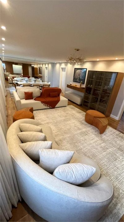 Apartamento, 3 quartos, 204 m² - Foto 3