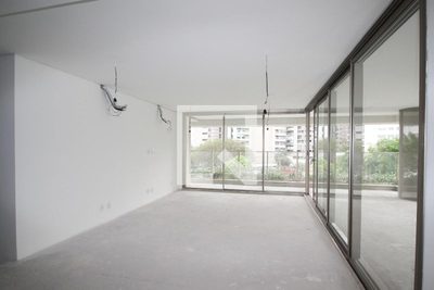 Apartamento, 3 quartos, 222 m² - Foto 2