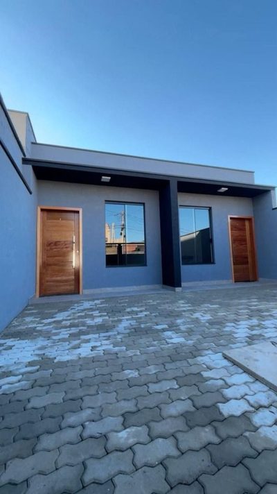 Casa, 2 quartos, 52 m² - Foto 1