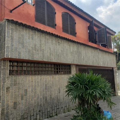 Casa, 6 quartos, 1353 m² - Foto 2