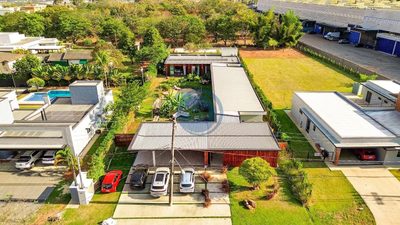 Casa, 3 quartos, 2250 m² - Foto 1