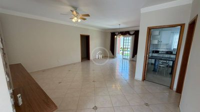 Casa, 3 quartos, 268 m² - Foto 2