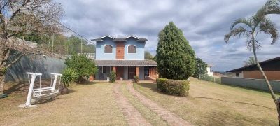 Casa, 4 quartos, 252 m² - Foto 1