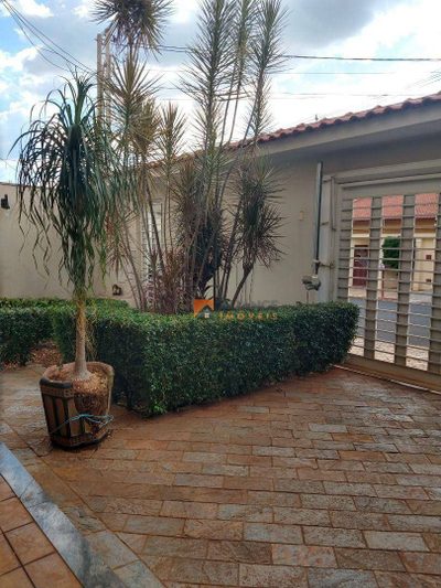 Sobrado, 3 quartos, 289 m² - Foto 2