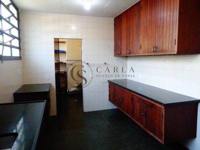 Casa, 3 quartos, 215 m² - Foto 4