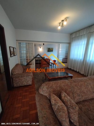 Casa, 3 quartos, 263 m² - Foto 1