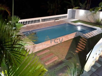 Chácara, 5 quartos, 1125 m² - Foto 1