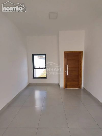 Casa, 3 quartos, 87 m² - Foto 2