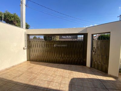 Casa, 3 quartos, 210 m² - Foto 2