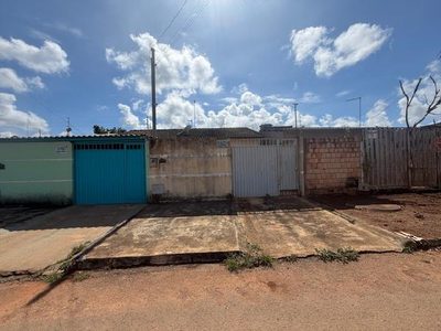 Casa, 2 quartos, 180 m² - Foto 1