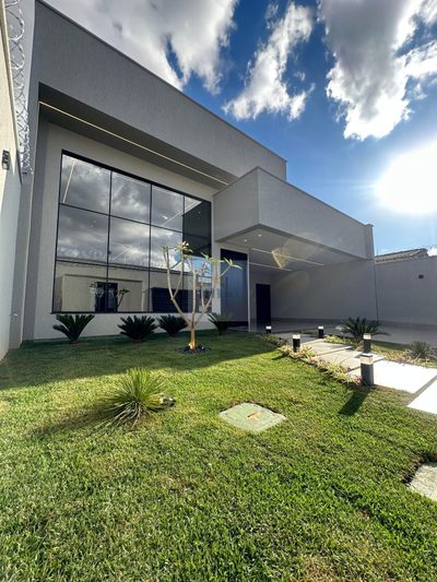 Casa, 3 quartos, 198 m² - Foto 1
