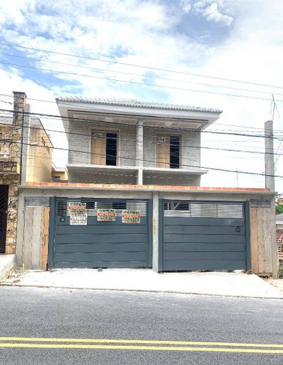 Sobrado, 3 quartos, 200 m² - Foto 1