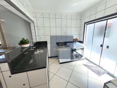 Casa, 3 quartos, 197 m² - Foto 3