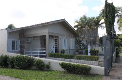 Casa, 4 quartos, 199 m² - Foto 1