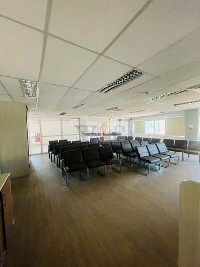 Loja-Salão, 600 m² - Foto 1