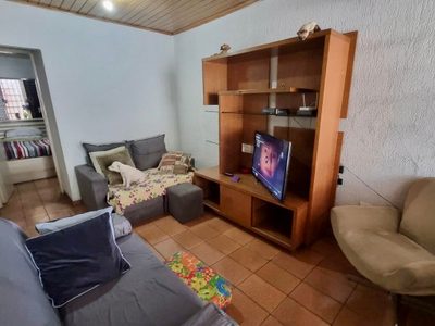 Casa, 3 quartos, 67 m² - Foto 1