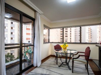 Apartamento, 4 quartos, 236 m² - Foto 1
